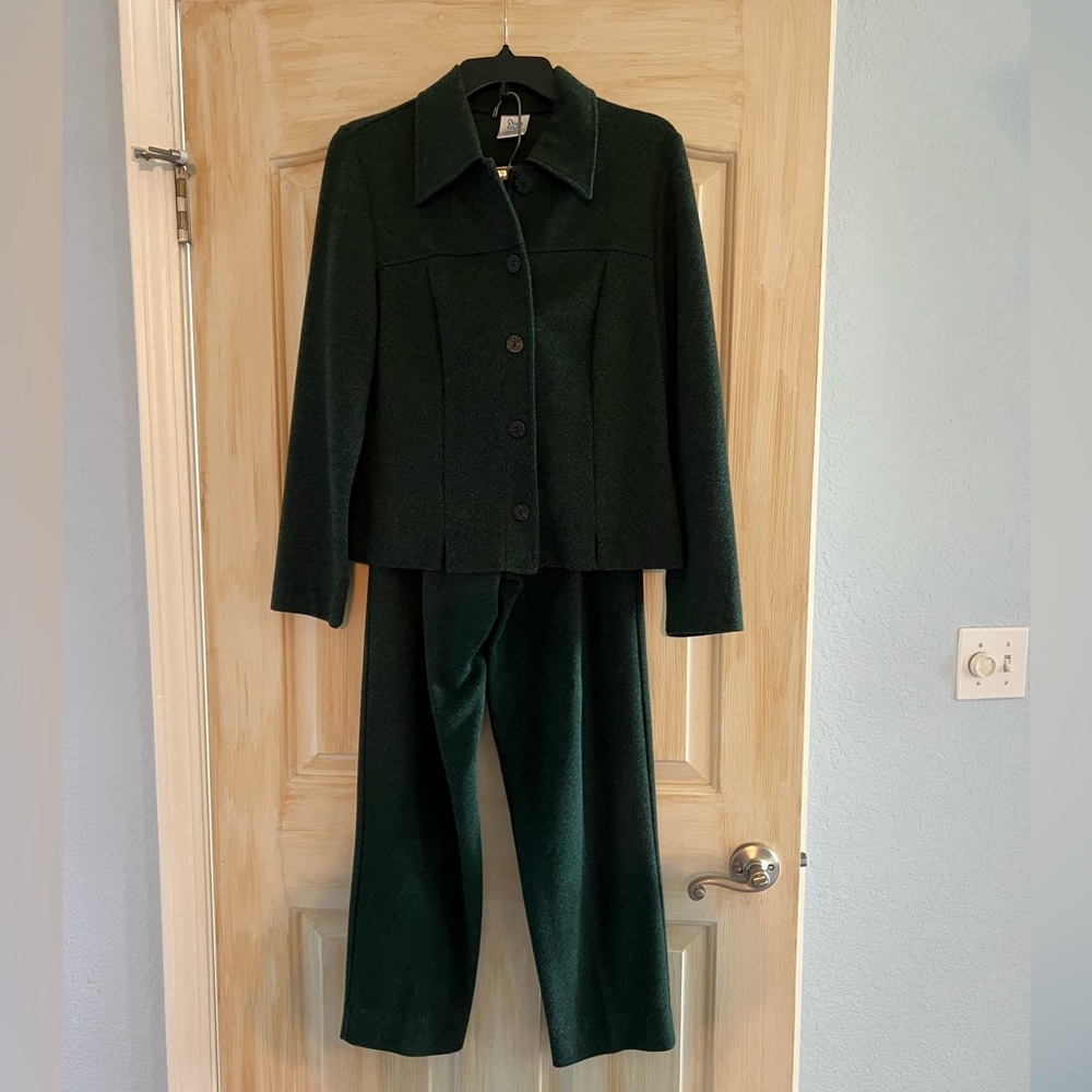 Vintage Weekenders Women's Textured Suit Size SP. - Picture 10 of 13